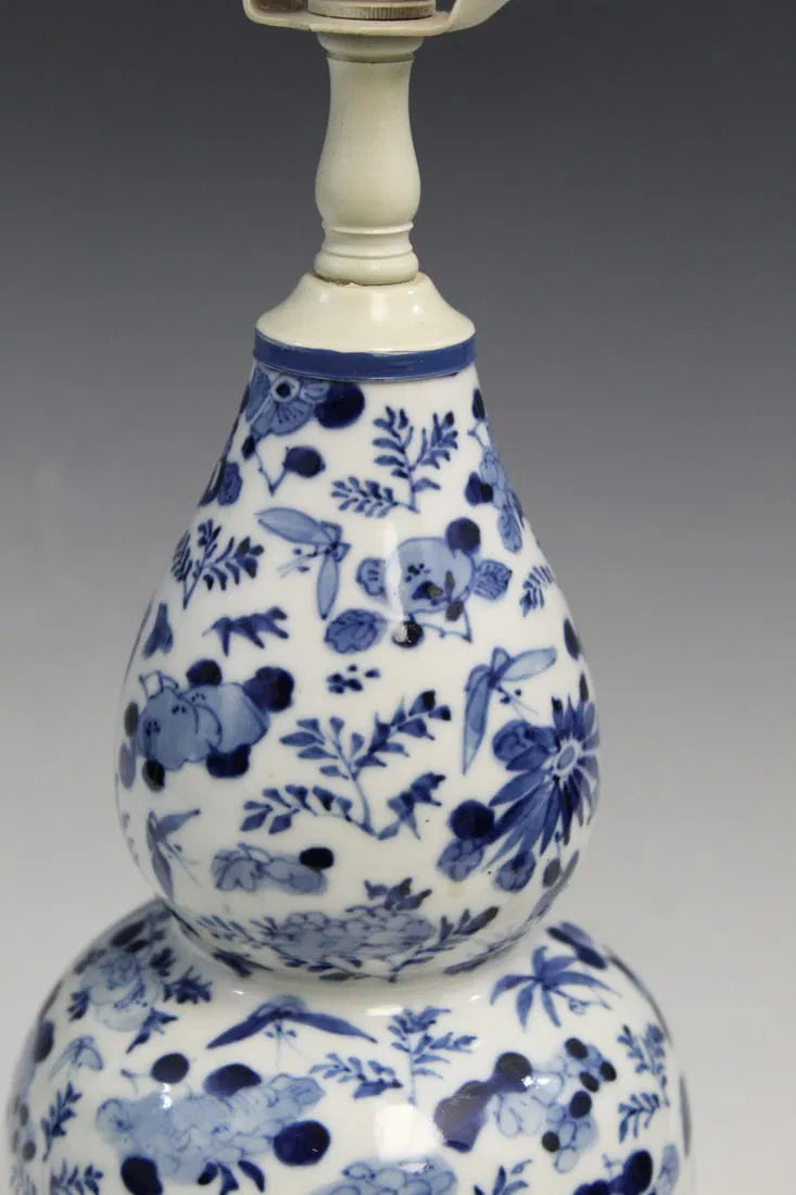 Porcelain Double Gourd Vase Lamp